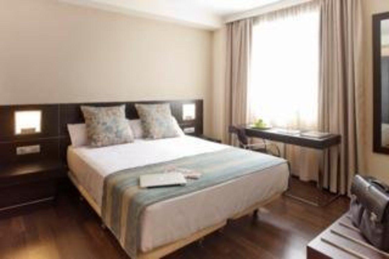 Sercotel Aura Algeciras Room photo